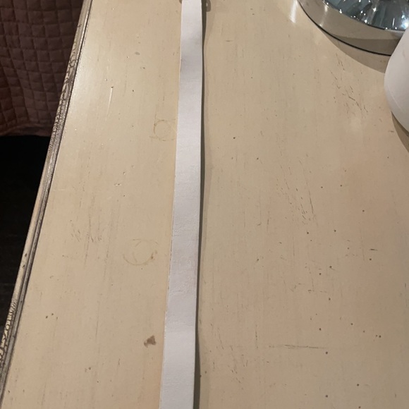 Sandro white leather belt.. 39 inches long! - Picture 4 of 6